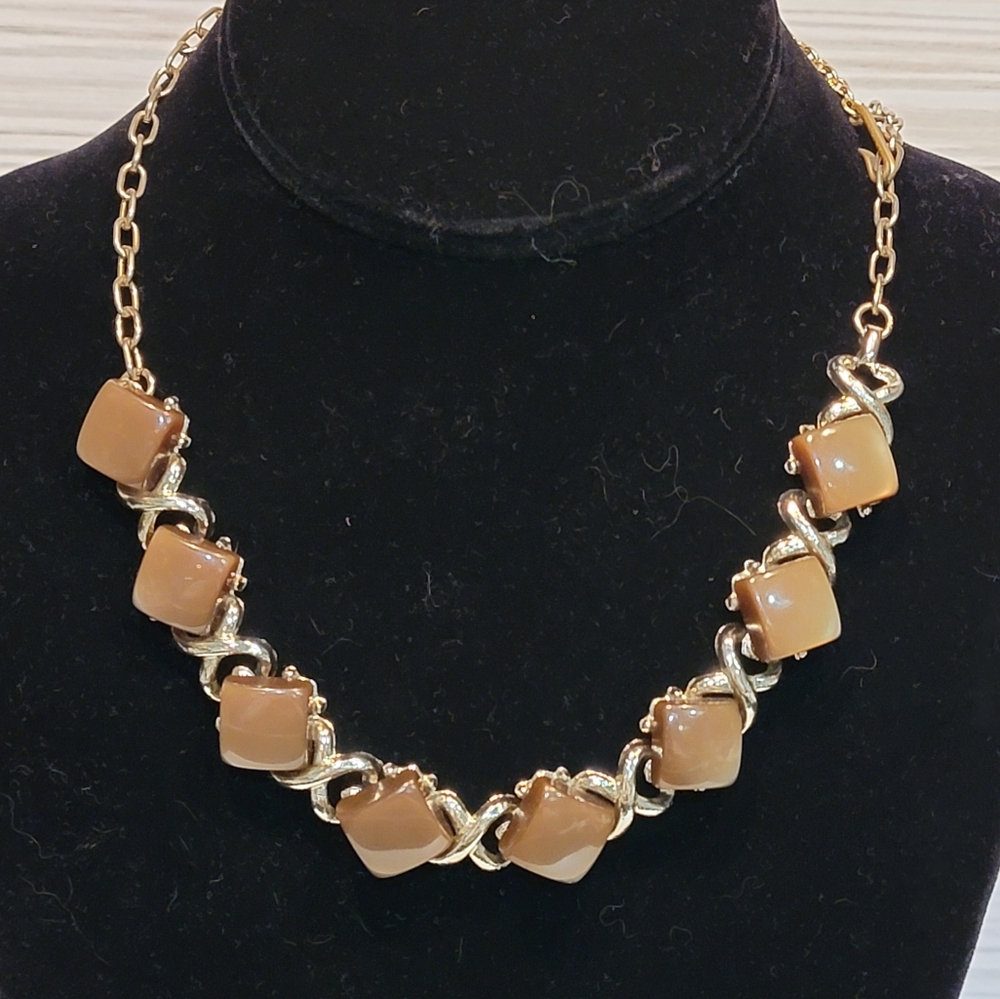 Vintage Caramel Brown Cabochon Silver Tone Link Statement Necklace